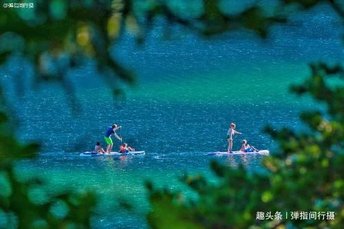 女生抑郁，男生陪伴其一年多，细心呵护，后来男生生病，女生开始挑剔，直到吵架慢慢疏远，女生是真爱吗？游戏画面